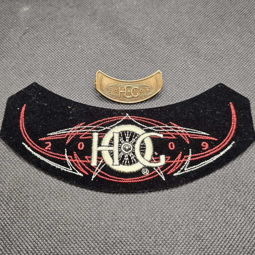 2009 Harley Davidson Owners Group HOG Rocker Patch Lapel Pin